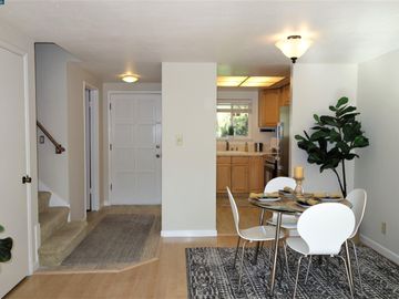1818 Wildbrook Ct #C, Concord, CA, 94521 Townhouse. Photo 6 of 35