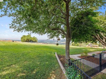 186 High Sierra Dr, Exeter, CA | . Photo 4 of 60