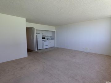 Foster Tower condo #905. Photo 5 of 25