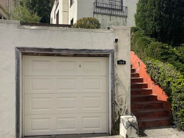 353 Olive Ave, Piedmont, CA | Rose Garden. Photo 2 of 3