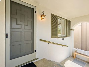 4272 Detroit Ave, Oakland, CA | Redwood Heights. Photo 4 of 55