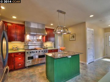 456 Mitchell Ave, San Leandro, CA | Dutton Manor | No. Photo 2 of 18
