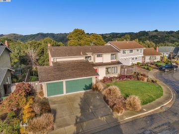 6070 Slopeview, Castro Valley, CA | Columbia. Photo 2 of 59