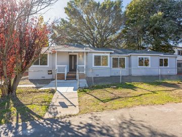 7701 Sterling Dr, Oakland, CA | . Photo 2 of 38