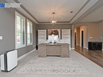 950 Griffith Ln, Brentwood, CA | Pulte. Photo 4 of 39